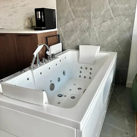 Easy Rent- Peowiakow Premium Jacuzzi Apartment Lublin