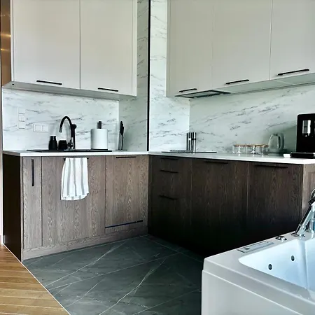 Apartment Easy Rent- Peowiakow Premium Jacuzzi *