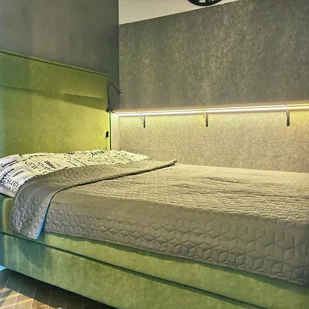 Easy Rent- Peowiakow Premium Jacuzzi